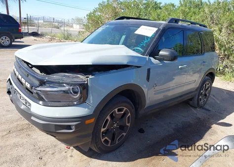 2022 Ford Bronco Sport Outer Banks z USA, uszkodzony, nr VIN 3FMCR9C6XNRD44641